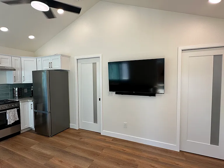 2069 S Garnsey St #2 — Photo 3