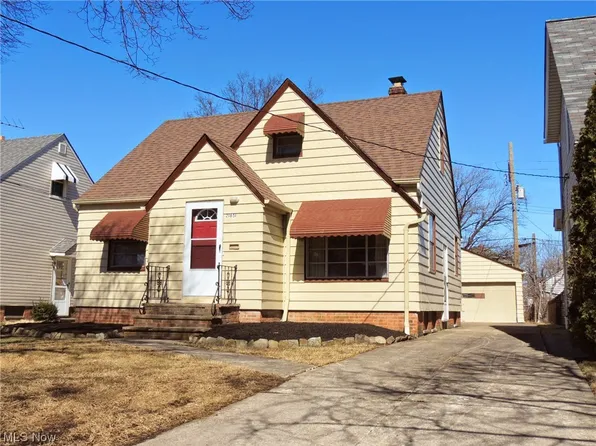 21651 Ivan Ave, Euclid, OH 44123