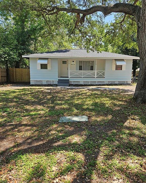 1st image of 1423 Paloma Ln