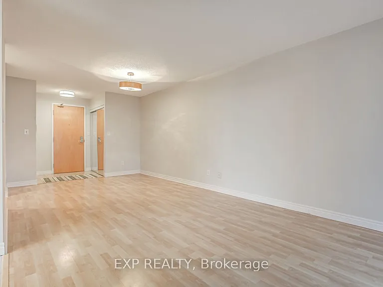 43 Eglinton Ave E #1509 — Photo 10