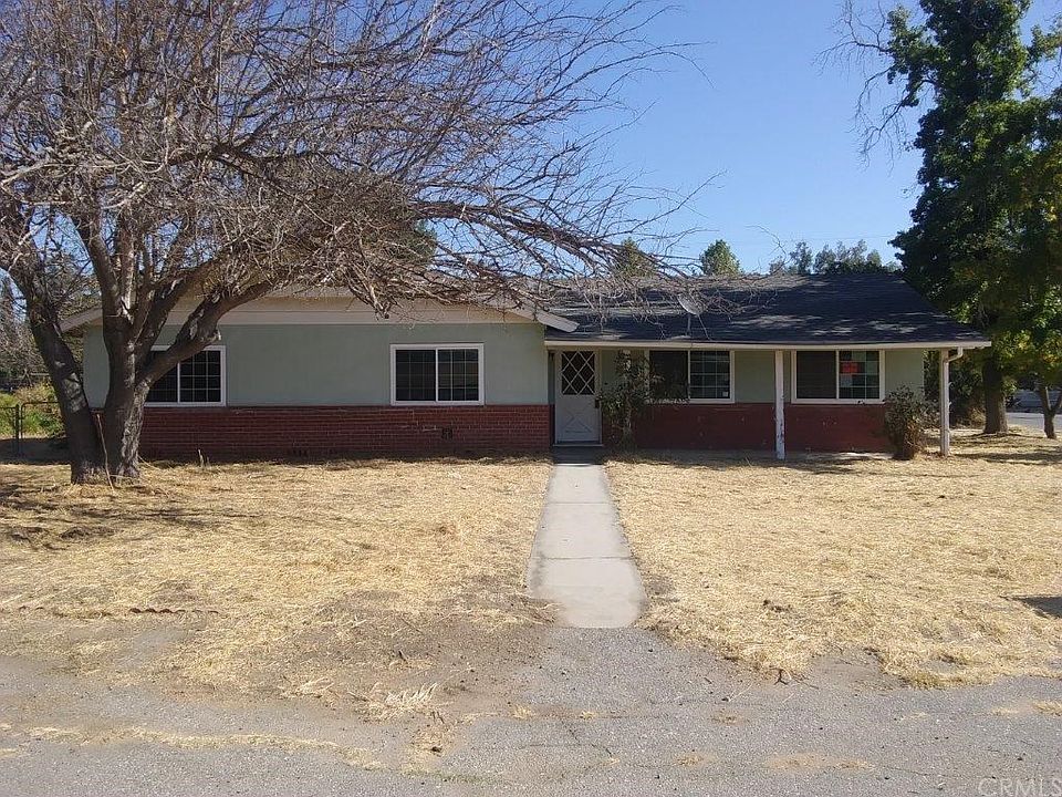 1st image of 24870 1st Ave