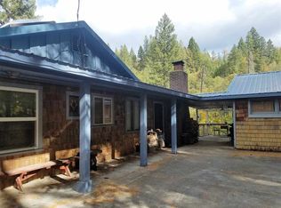 210 Walker Creek Rd, Seiad Valley, CA 96050