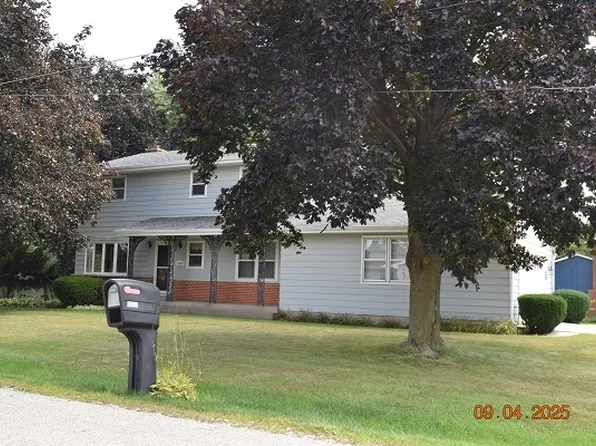 12609 W Paddock Ave, Beach Park, IL 60087