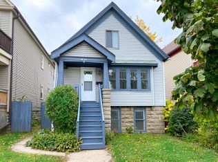 2643 S 9th Pl, Milwaukee, WI 53215