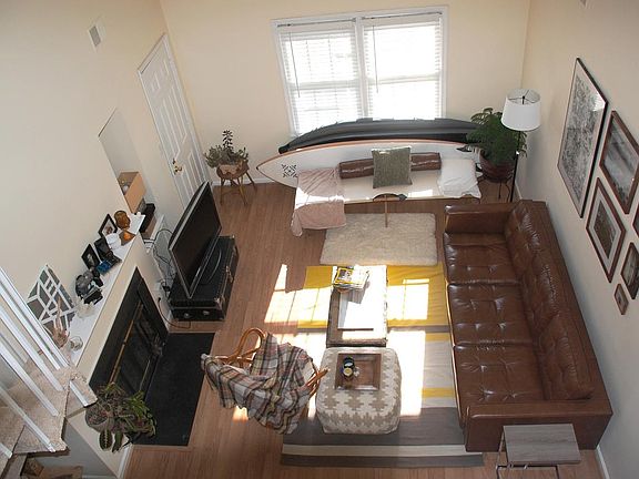 5th image of 20508 Shadyside Way #B
