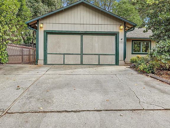 4th image of 15721 Thiel Way