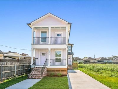 1731 Monroe St, New Orleans, LA, 70118