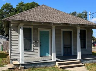 406 E Forrest St, Victoria, TX 77901
