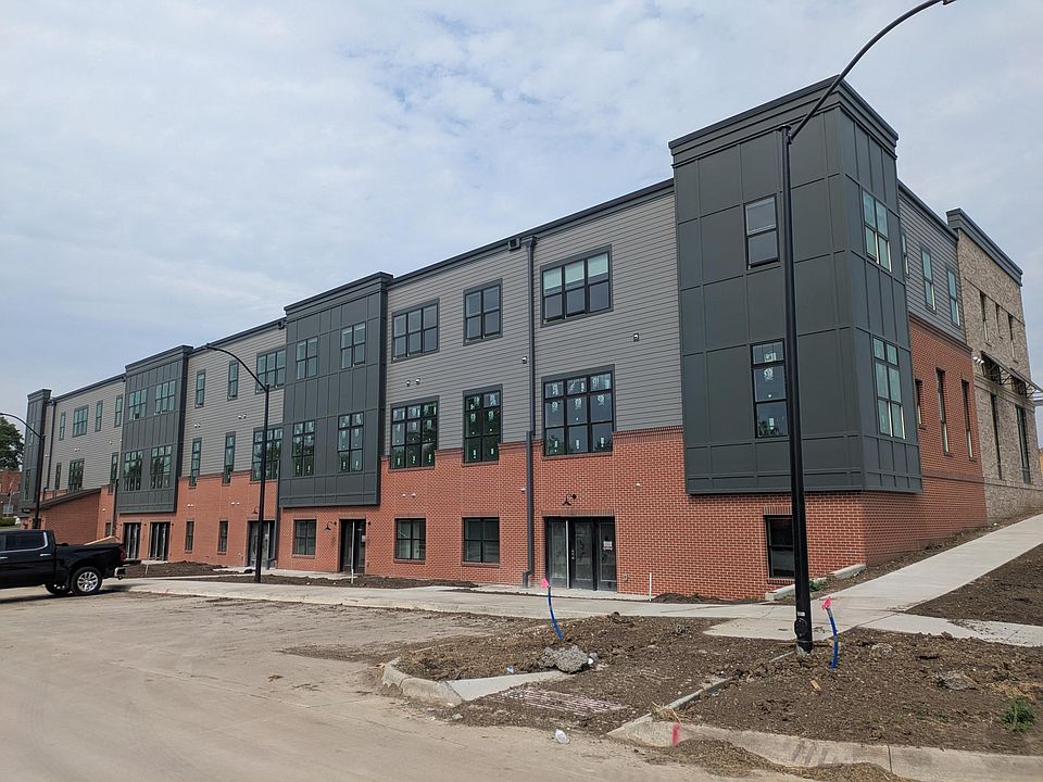 Building Photo 3