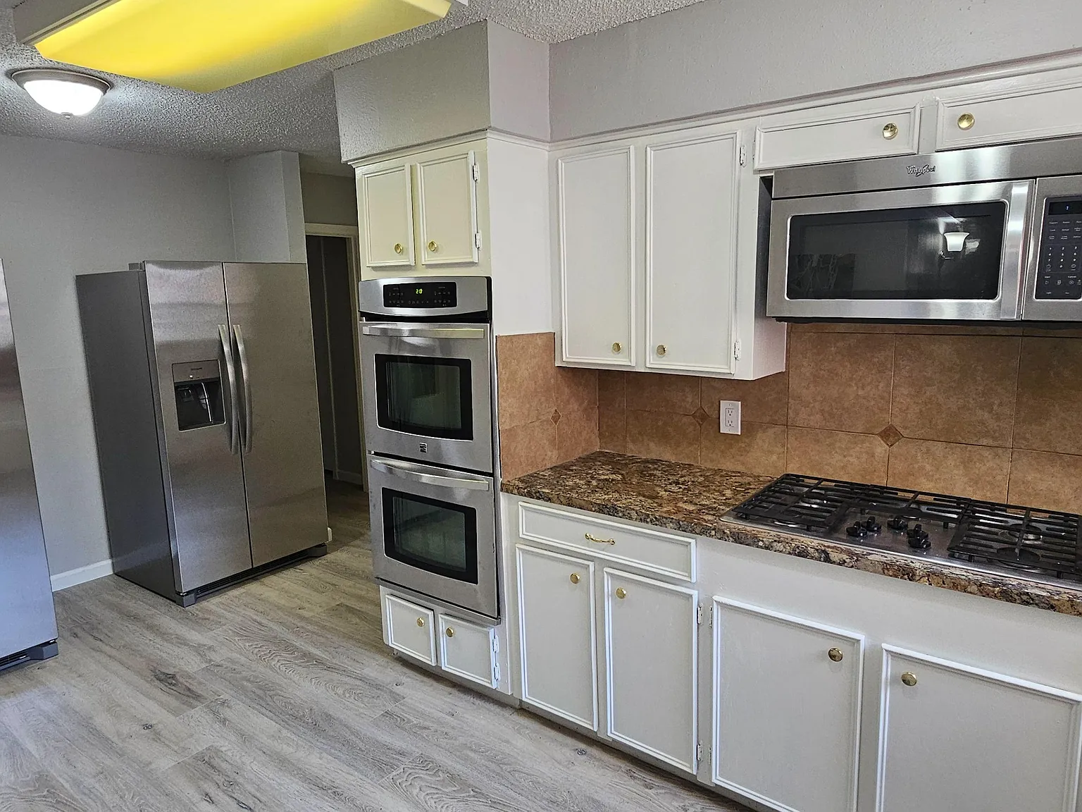 4 bed, 5.0 bath, 2917 sqft, $754 — Photo 3
