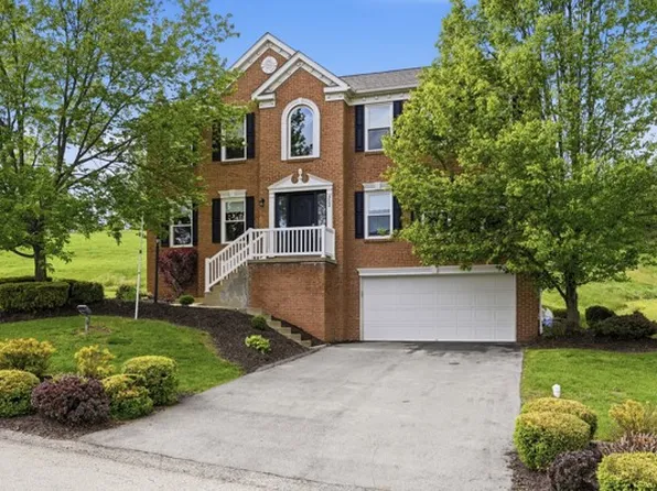 302 Davinci Ct, Belle Vernon, PA 15012