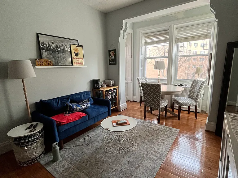 3306 Arch St #2F — Photo 3