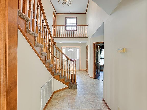 5th image of 4278 Sunrise Drive Cir
