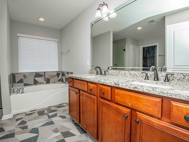 2570 Berringer Station Ln — Photo 15