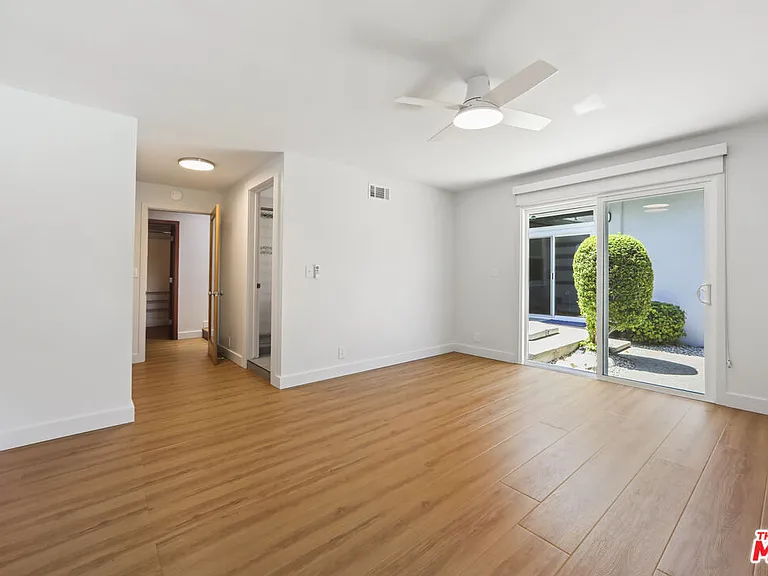 2672 Veteran Ave — Photo 26