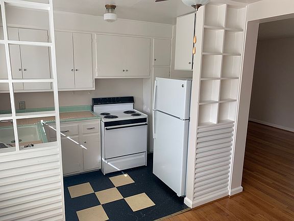 3rd image of 5740 SE Milwaukie Ave #41-2