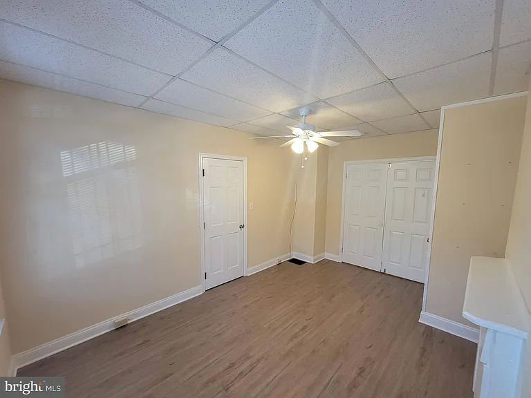 4034 Locust St — Photo 3