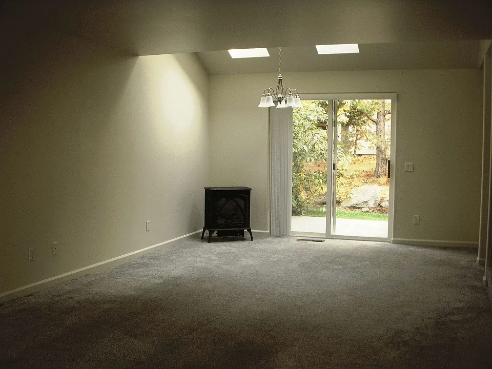 Dining Area w/ Fireplace