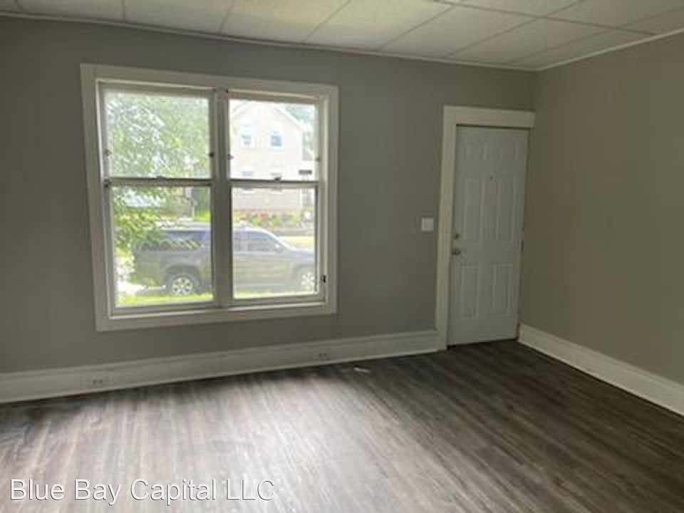 1st image of 853 Dayton St SW #853
