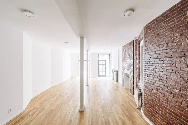 Rented by REAL New York | media 13