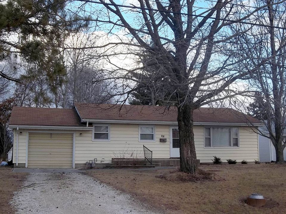 2nd image of 108 Prairie St