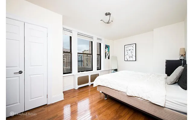 Rented by Douglas Elliman | media 37