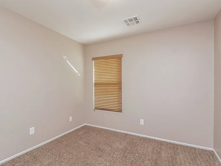 3433 Palatine Hills Ave — Photo 10