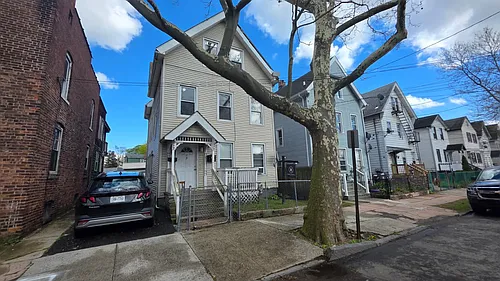 73 Main St #1 Photo 1