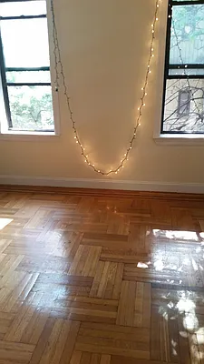 Rented by Lang Realty LLC | media 22