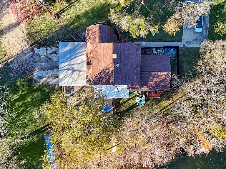 260 McGraw Ln — Photo 44