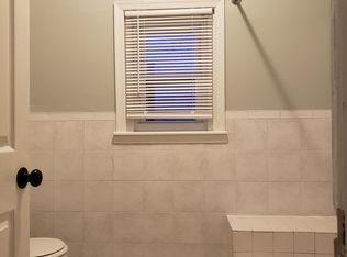 4902 N 13th St FLOOR 2, Philadelphia, PA 19141