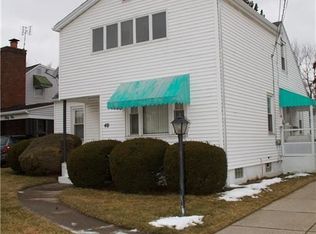 40 Park Edge Dr, Cheektowaga, NY
