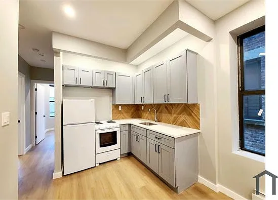 1750 Topping Ave #2 — Photo 1