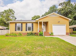 204 Sprucepine Dr, Raeford, NC 28376