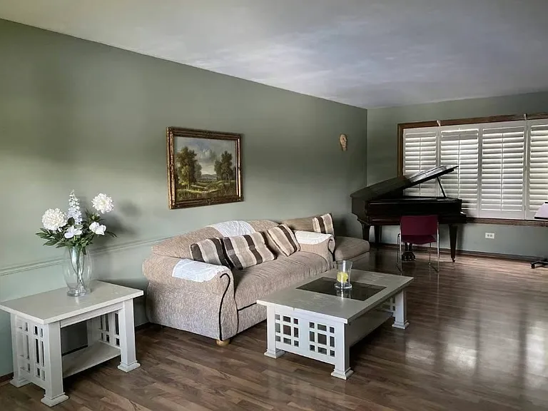 5S755 Malibu Ln #2 — Photo 2