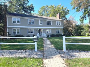 38 N Main St APT 17, Essex, CT 06426