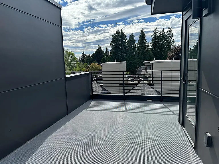2615 44th Ave SW — Photo 15