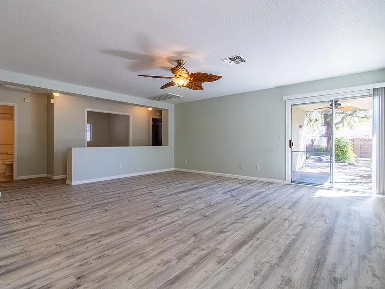 7753 W Oak Stream Rd — Photo 7