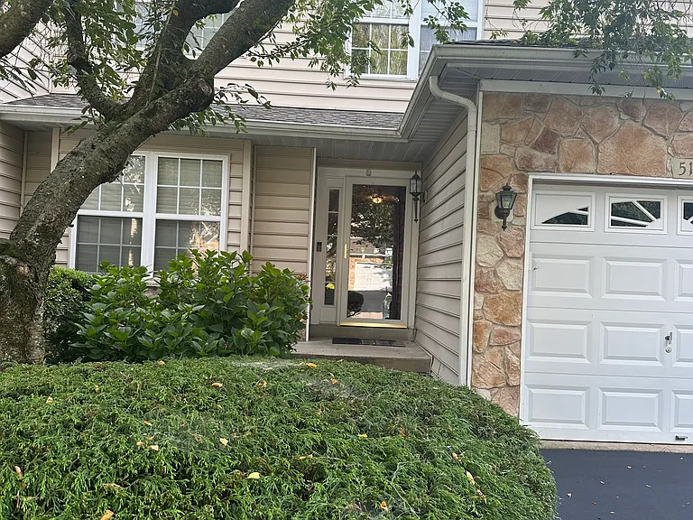 51 Hogan Way #51 — Photo 1
