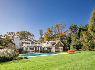 30 E Hollow Rd, East Hampton, NY 11937