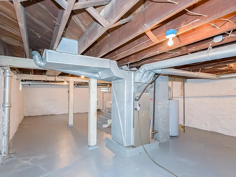 Extra Clean Basement.