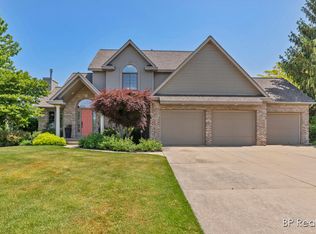 6134 Summerhill Ct, Hudsonville, MI 49426