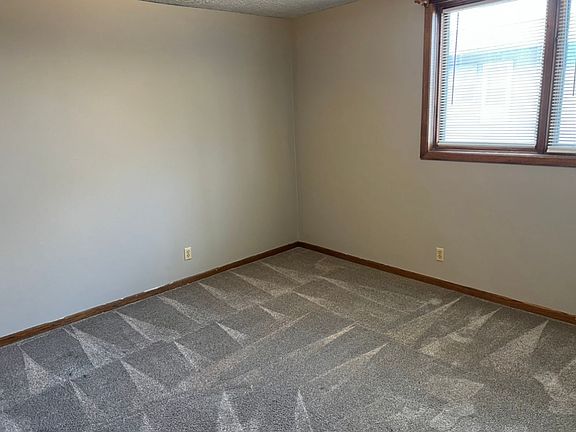 4th image of 5430 Ervin St APT 4