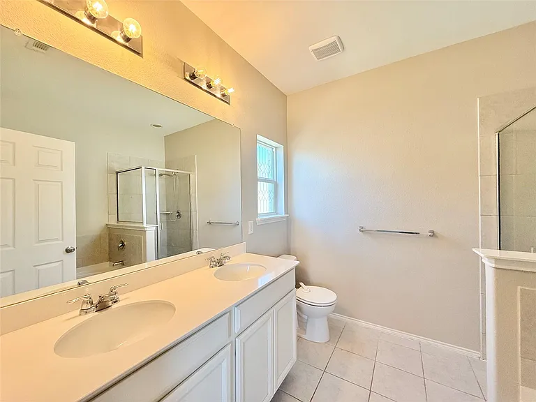2404 Bermont Red Ln — Photo 11