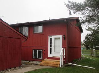 3524 Montmorency St, Vadnais Heights, MN 55110