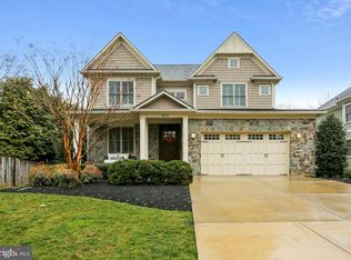 8615 Rayburn Rd, Bethesda, MD 20817