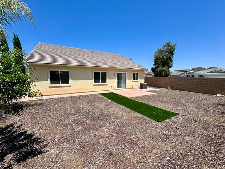 34726 Yellow Root St — Photo 52