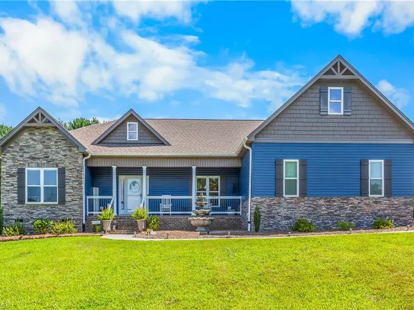 4397 Reid Rd, Tobaccoville, NC 27050