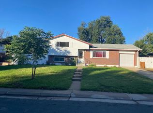 987 Elkhart St, Aurora, CO 80011