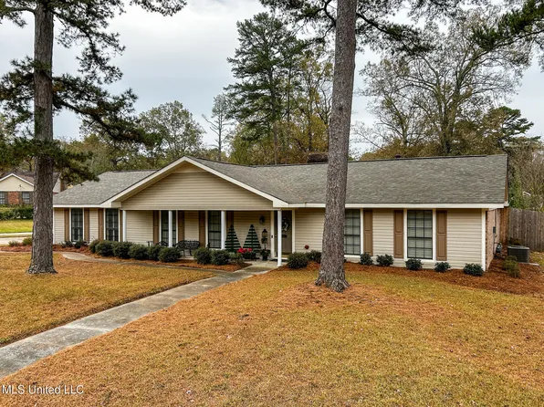 252 Woodgate Ln, Brandon, MS 39042